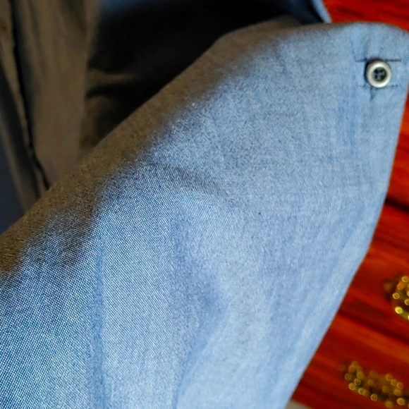 St. John's Bay Woman Button Down Ling Sleeve Denim Top Size 2X - Picture 3 of 12